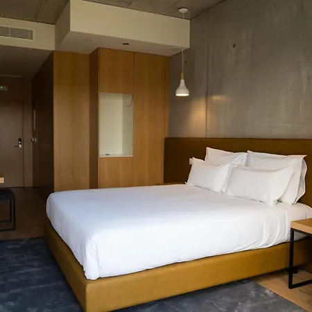 Borralha Hotel, Restaurante & فندق