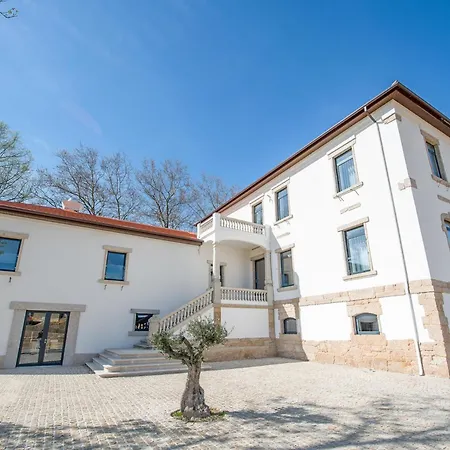 Bed & Breakfast Borralha Hotel, Restaurante & 4*