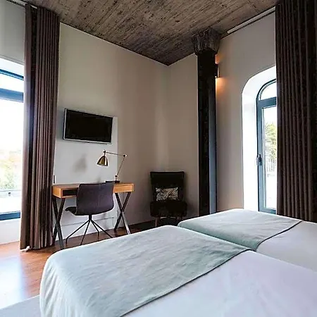 Borralha Hotel, Restaurante & 4*