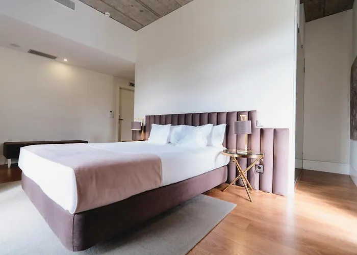 Bed & Breakfast Borralha Hotel, Restaurante & 4*