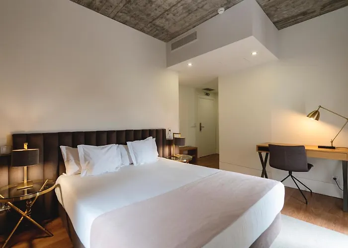 فندق مبيت وإفطار Borralha Hotel, Restaurante & فيلا ريال