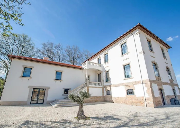 Bed & Breakfast Borralha Hotel, Restaurante & 4*