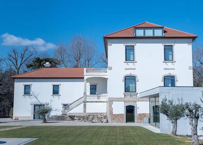 Borralha Hotel, Restaurante & Alojamento de Acomodação e Pequeno-almoço